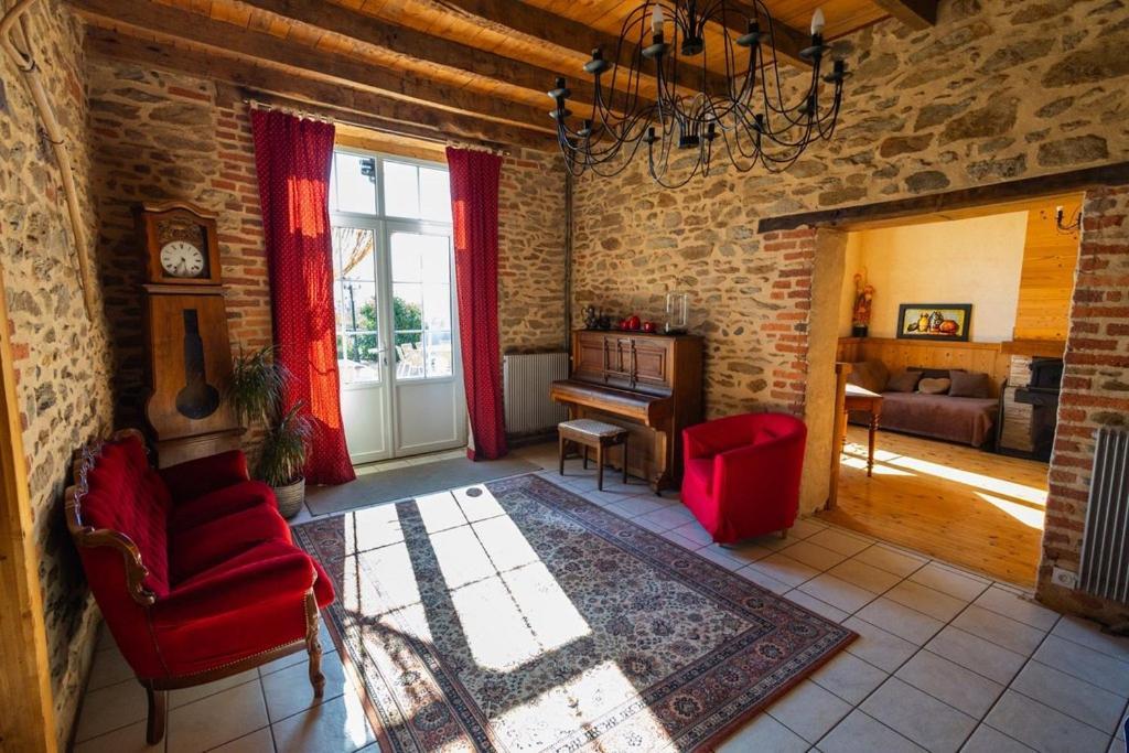 Manglieu Chambres Et Tables D' Hotes מראה חיצוני תמונה